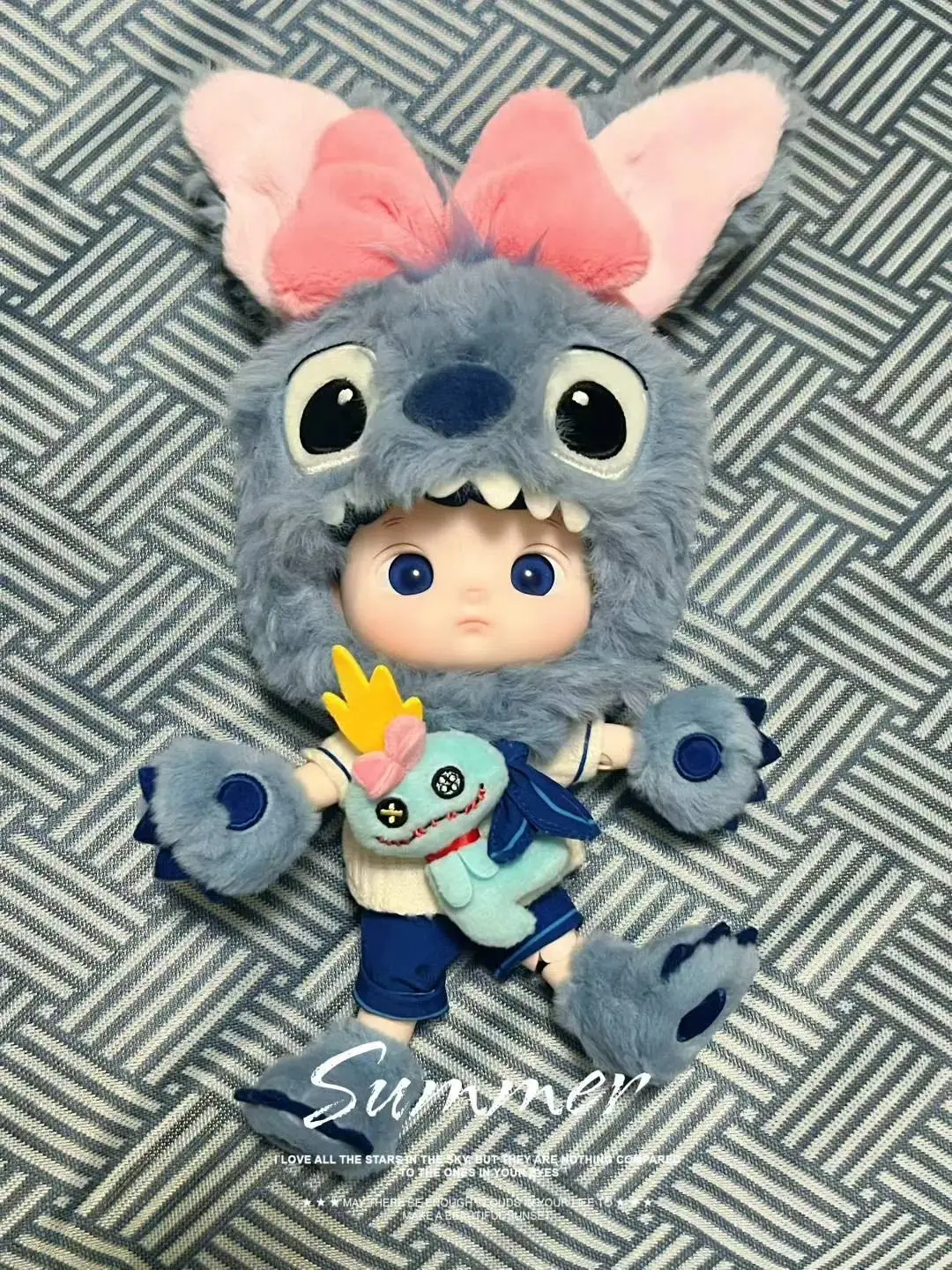 

HACIPUPU STITCH 1/8 Action Figure Anime Action Figure Guess Bag Ornament Figurines Home Decor Desktop Dolls Model
