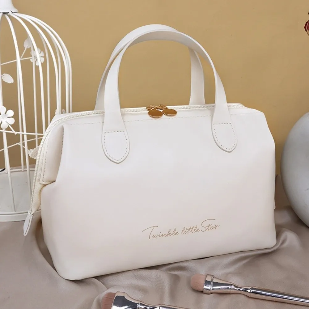 حقيبة مستحضرات تجميل للسفر ذات سعة كبيرة محمولة مقاومة للماء من البولي يوريثان حقيبة مكياج محمولة متعددة الوظائف طقم أدوات الزينة في الهواء الطلق