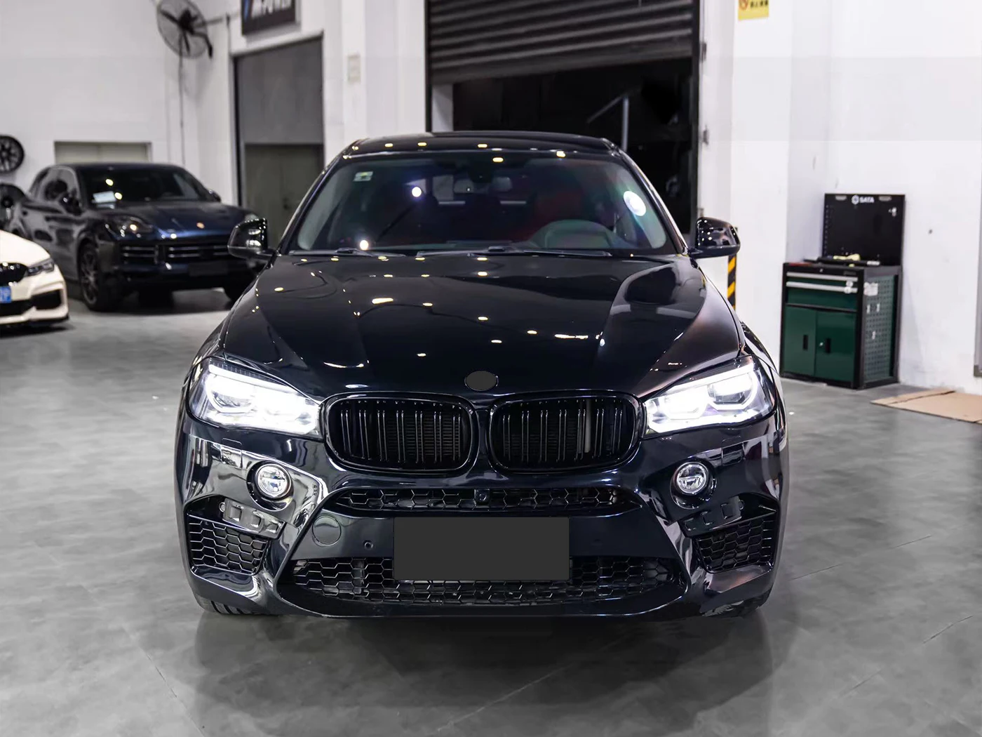 Auto Parts for BMW X6 F16 2014-2018 Upgrade to X6M 2014-2018 Car Front and Rear Bumper Assy PP High Quality Cheap Price Bodykit - Image 2