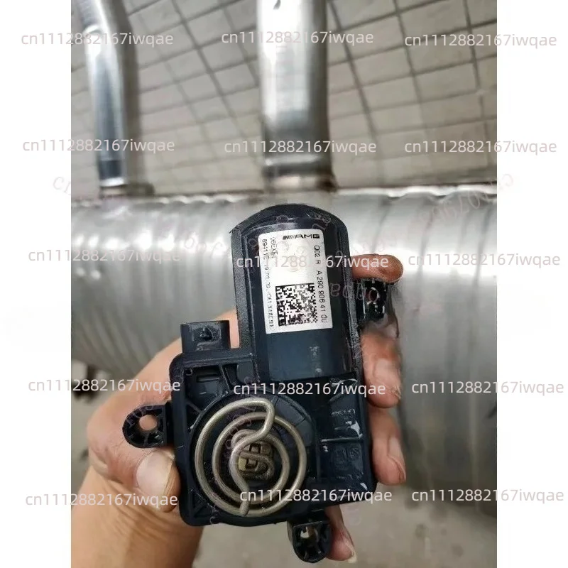 Kuster exhaust valve module (3-pin interface) used by the original motor