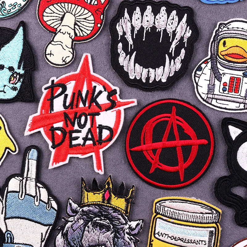 Parche bordado punk con animal – Termoadhesivo para ropa urbana