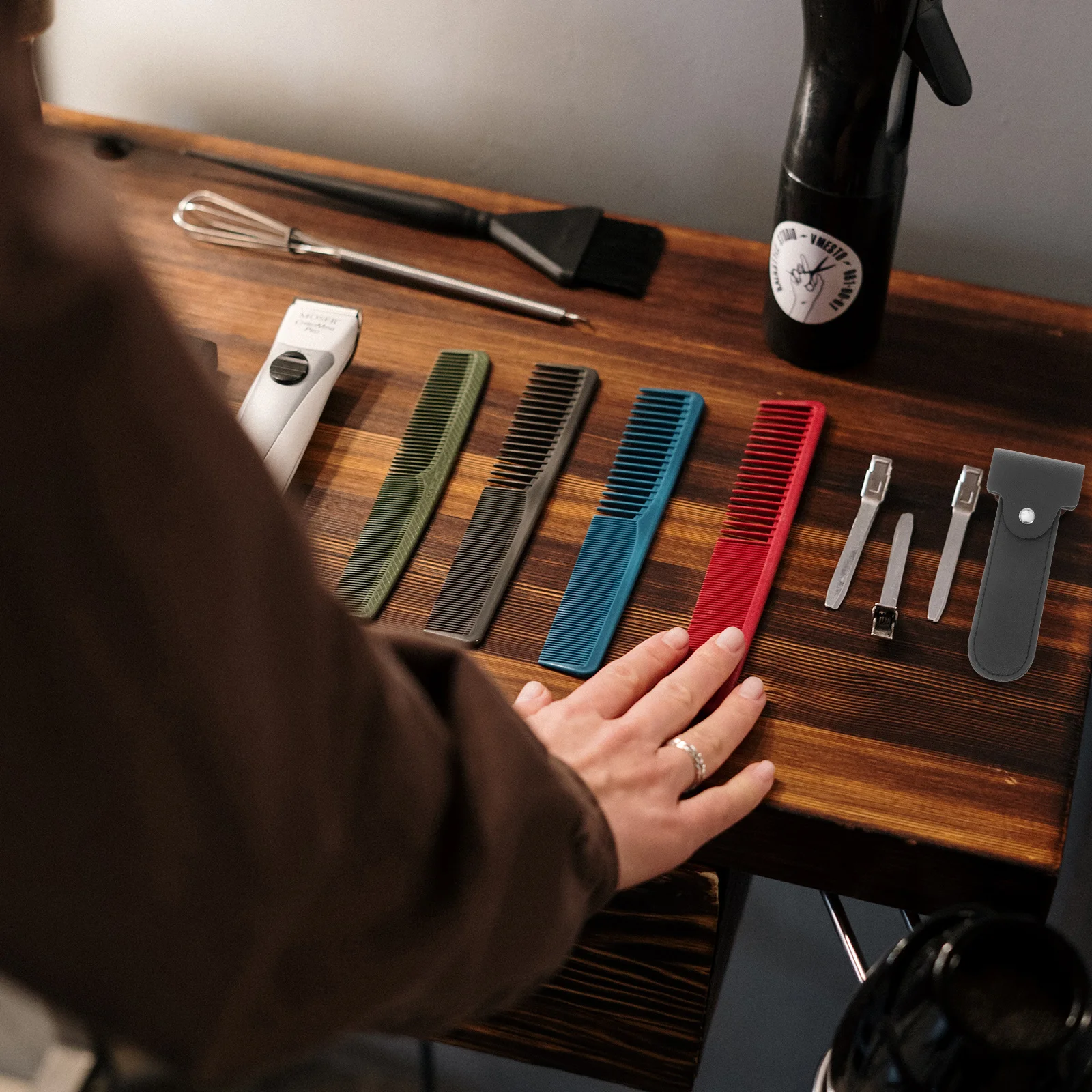 

Razor Protective Case Made of Premium PU Travel-Friendly Shaver Holder for Men's Grooming Essentials Safety Razor Case