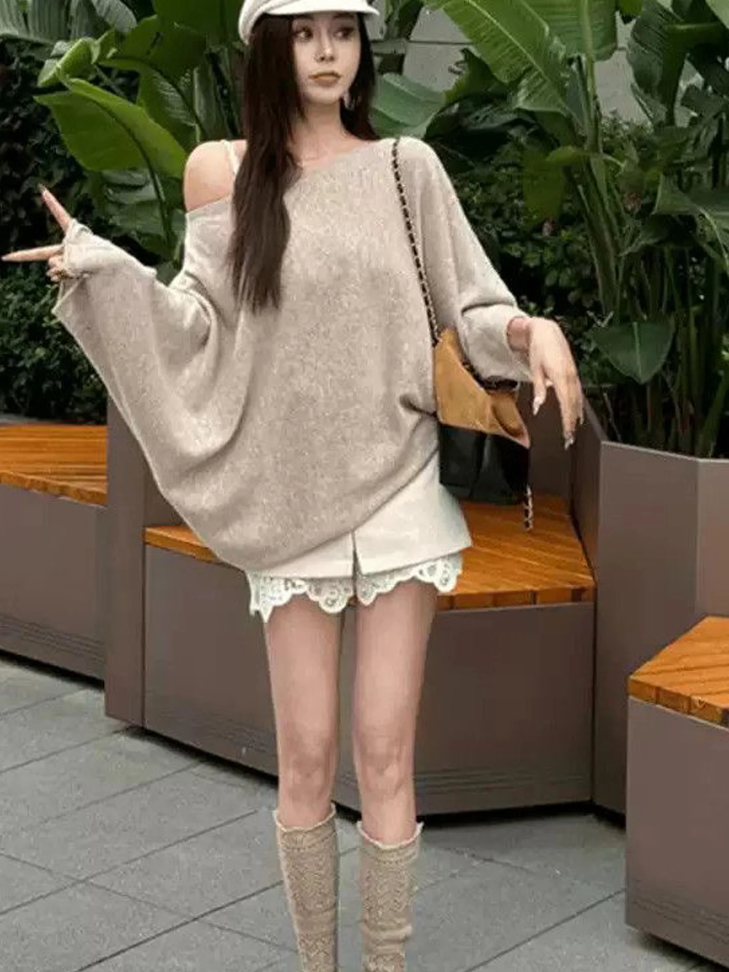 Fashionable High Waist Lace Patchwork  Skirt Women's Autumn New Style Unique Attractive Short Skirt Casual Comfortable