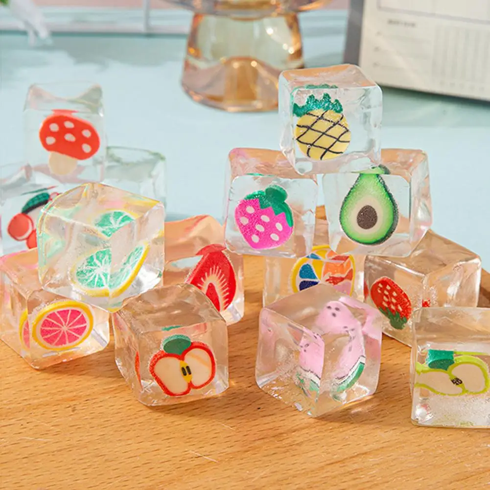 Cute Fruit Ice Cube Squeeze Toy Random Color 1Pcs Relieve Stress Squishies Fake Ice With Fruit Core Funny Birthday Gift