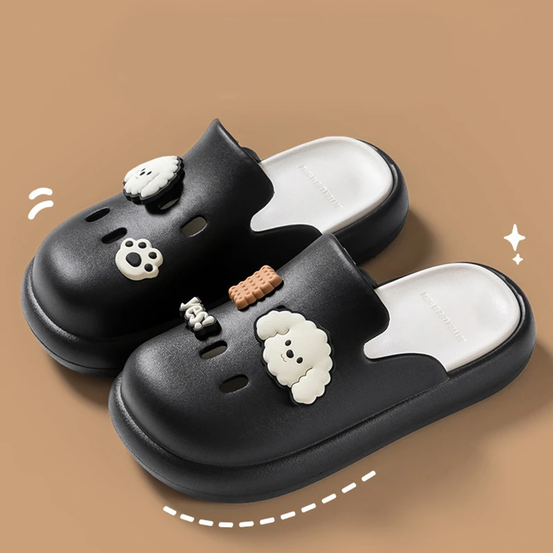 crocs for Women\'s Summer Outwear 2024 New Cute Puppy Step on Shit Thick Bottom Baotou Beach Anti slip Slippers