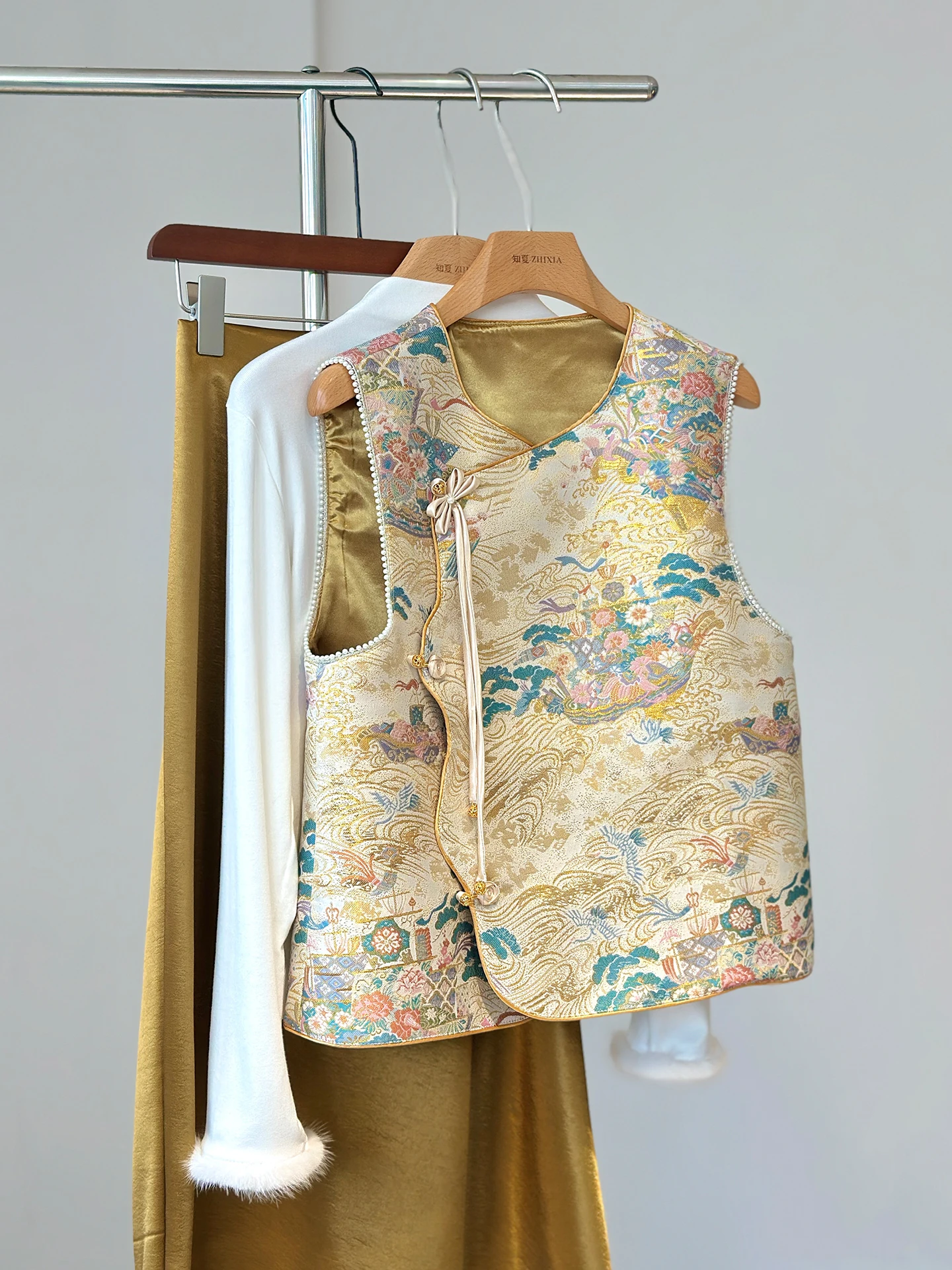 Song Dynasty Brocade Jacquard Vest Women's Outer Wear Young Spring and Autumn Age-Reducing National Daily High-Grade Waistcoat