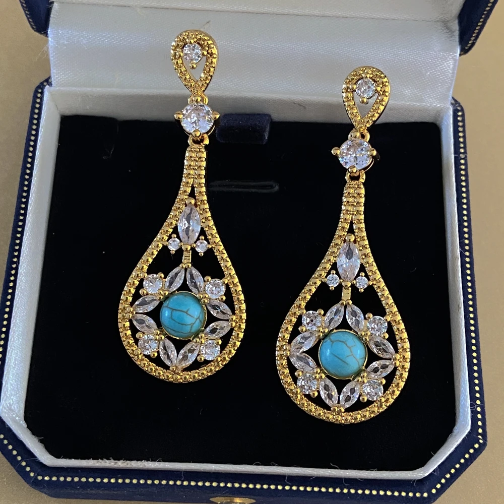 Bustling medieval pipa, ancient style zircon retro earrings, fashionable and versatile long turquoise earrings