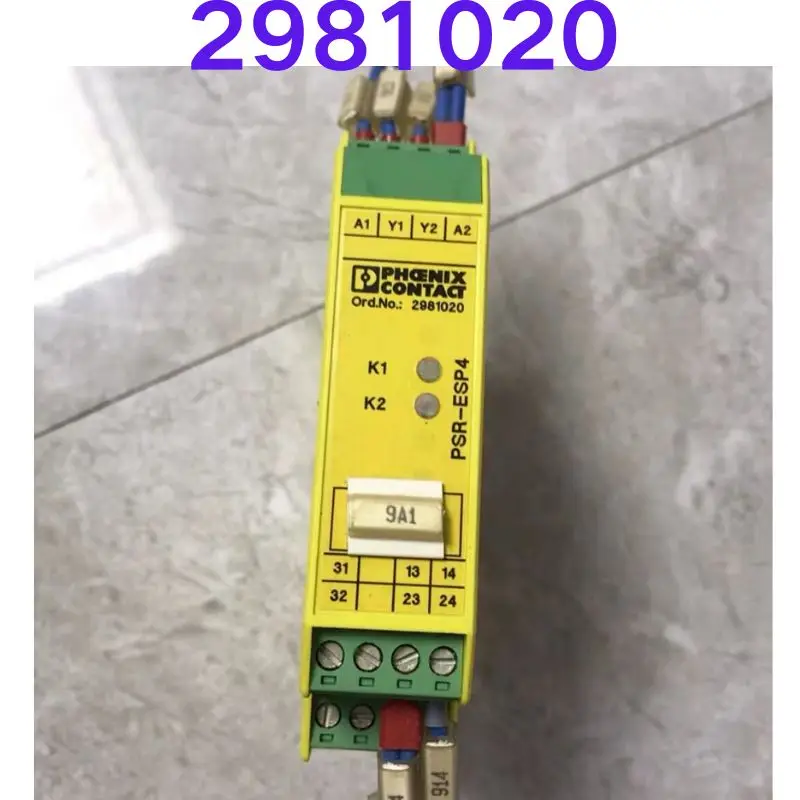 

Second-hand test OK , Safety relay PSR-SCP-24DC/ESP4/2X1/1X2 Ord No: 2981020