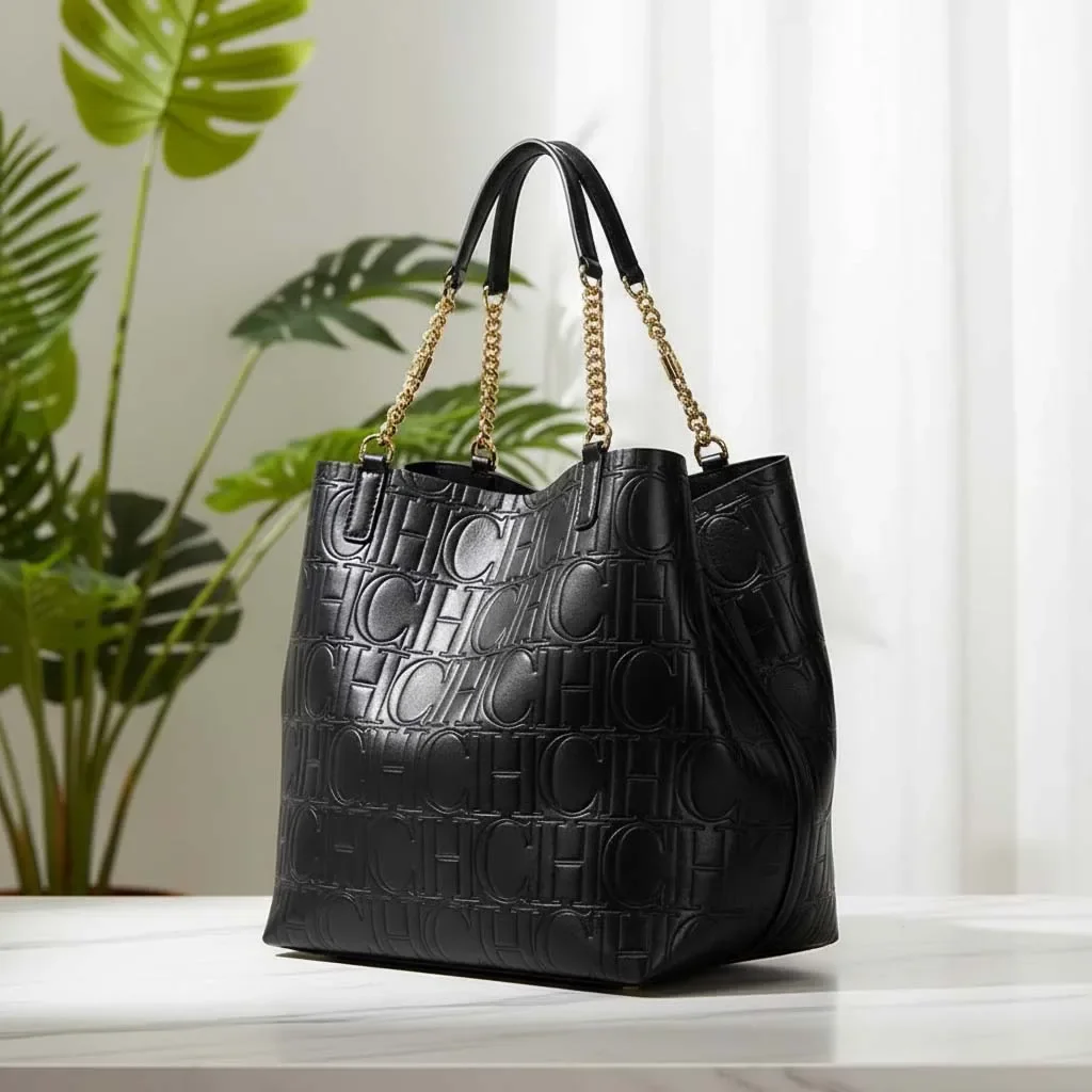 CH High Quality Solid Color Simple Style Women's Large Capacity Handbag Suitable Daily Commuting Fashionable Versatile