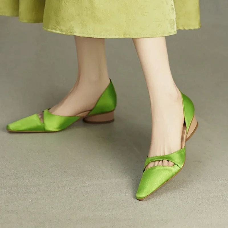 Women Shoes Summer Simple Shoes Eleagant Satin Flats Pointed Toe Girls Flats French Style Cozy Mules Summer Daily Sandals