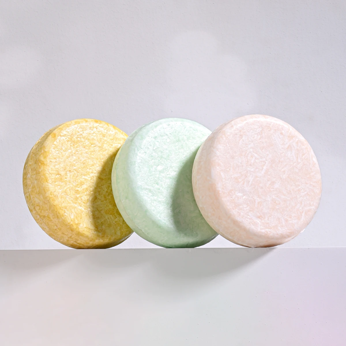 شامبو جوز الهند زيت جوز الهند زيت الزيتون شامبو صلب مغذي ومرطب لفروة الرأس والشعر