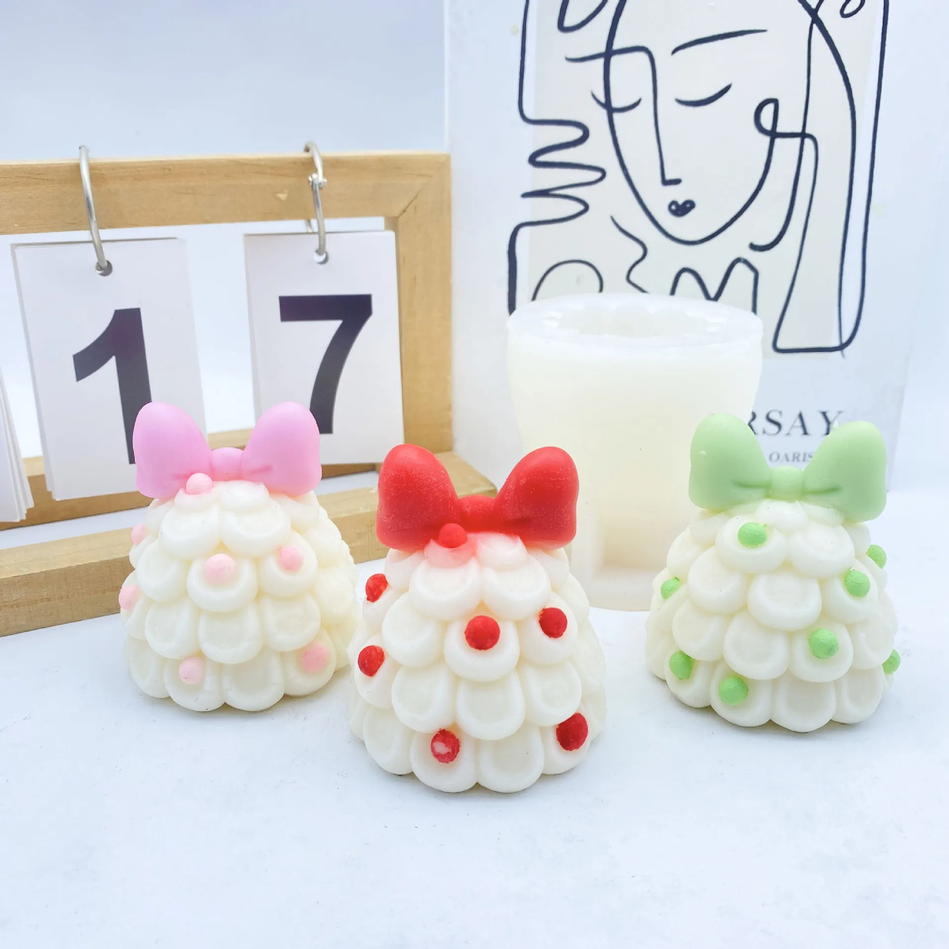 

Новая рождественская силиконовая форма с милым бантом для рождественской елки, сделай сам, рождественская елка, ароматическая свеча, пластырь, сувенир, декоративная форма