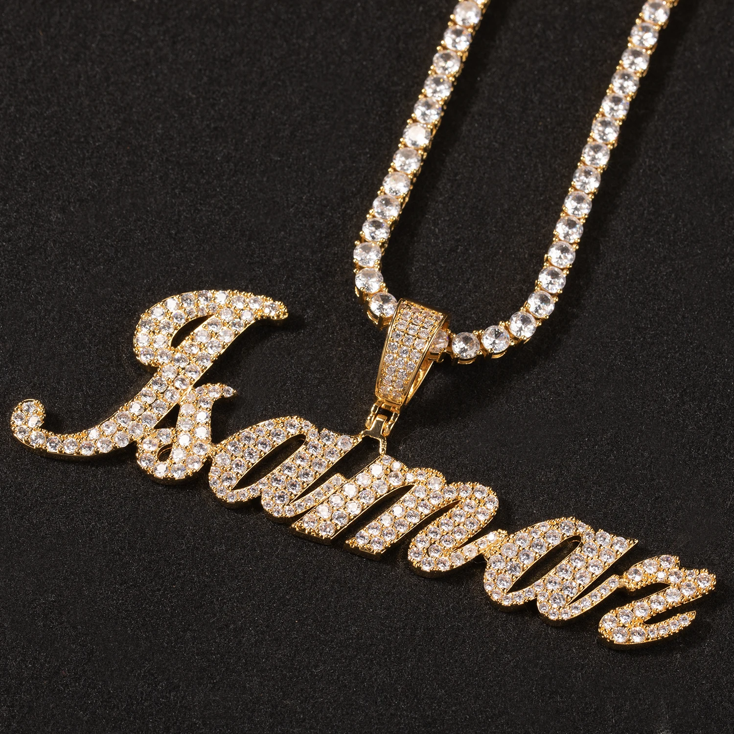 TBTK Scrittura personalizzata Lettere corsive Numeri Collana con ciondolo Iced Out 2 file Targhetta con zirconi cubici Fascino Gioielli HipHop