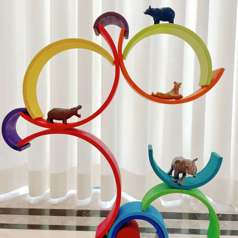 12 kolorowych łukowych klocków tęczy