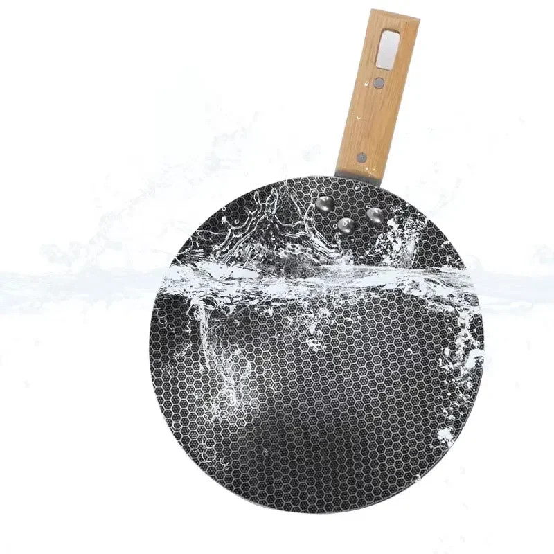 Hot Selling Honeycomb Non Stick Cast Iron Frying Pan Pancake Skillet with Wooden Handle for Induction Cooker Household