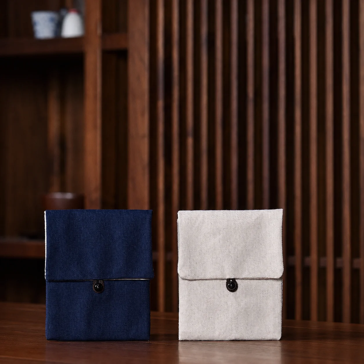 

Button Closure Flip Bag Bracelet Storage Pouch Jewelry Storage Bag Artistic Double Layer Jewelry Bag For Jewelry Storage