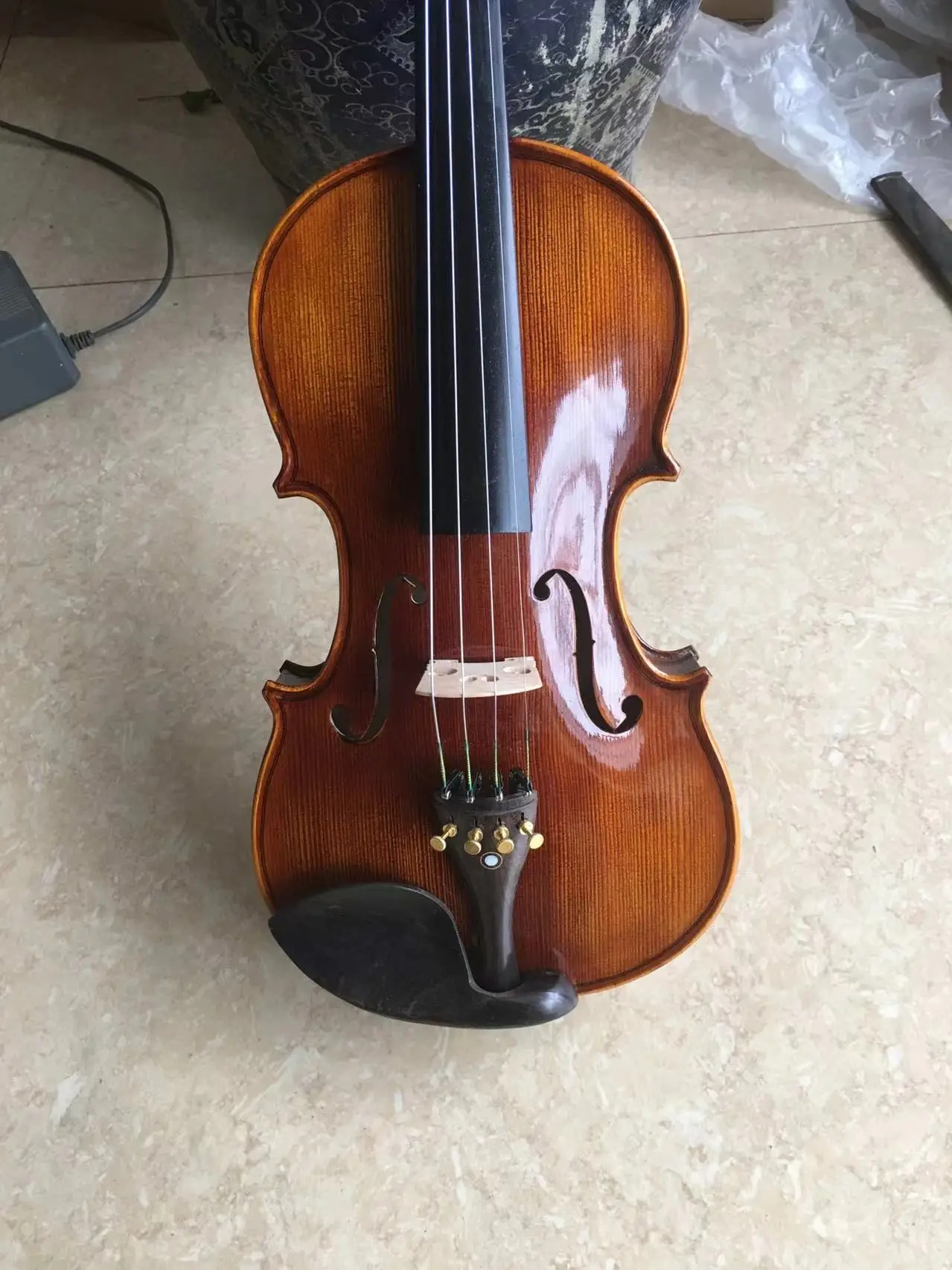 Handmade Advanced Violin, 4/4, Professional Varnish,Natural Flamed Maple,Spruce Plate, Ebony Parts, Bow Case Tuner, High Quality