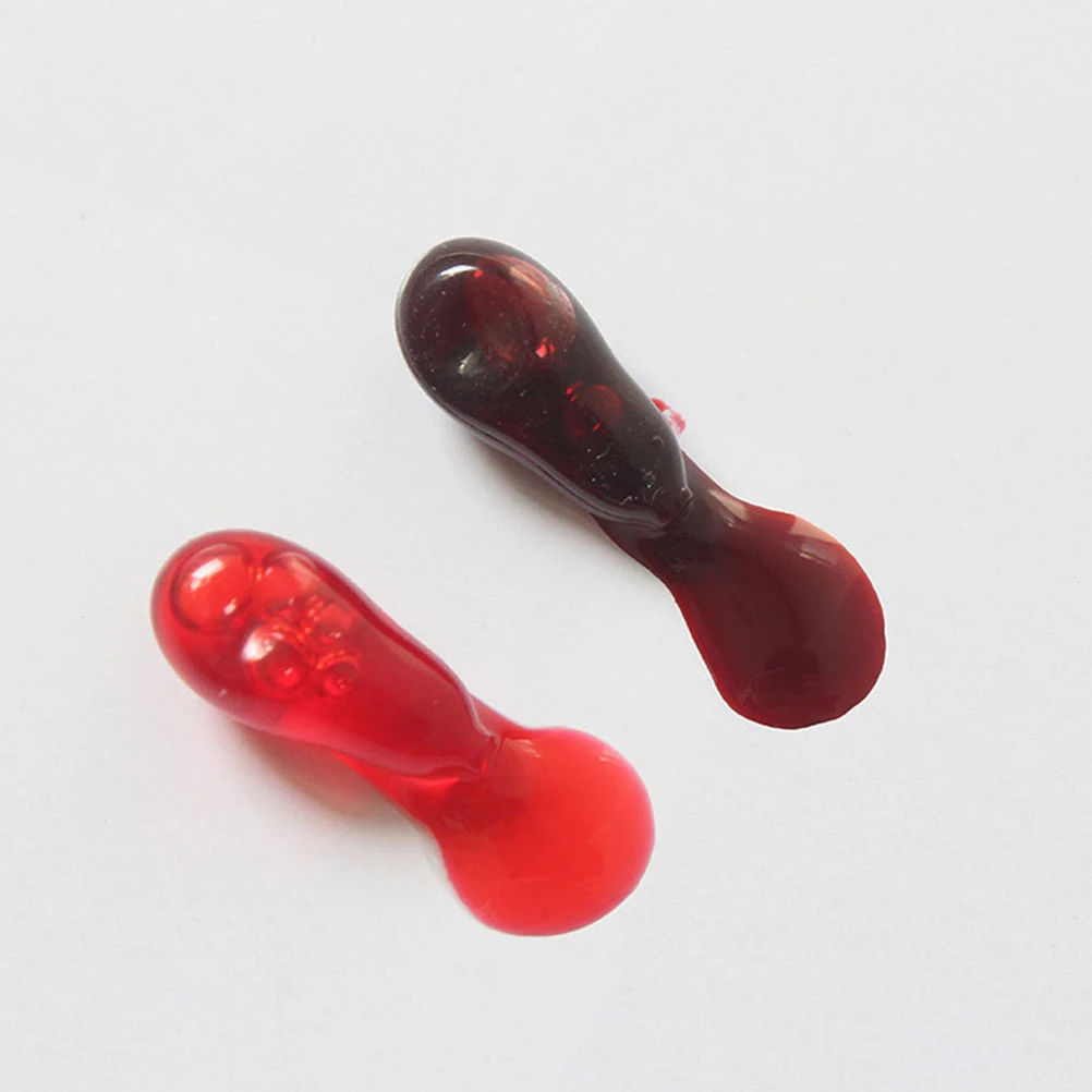

20 Pcs Fake Blood Prop Realistic Vomiting Blood Capsules for Halloween Horror Props Party Jokes Stage Performance