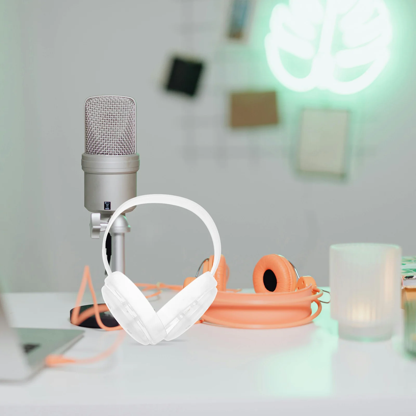 

4Pcs Plastic Earmuff Foldable Rack Adjustable Ear Warmer Frame Winter Ear Muff Storage DIY Making Supplies Adults