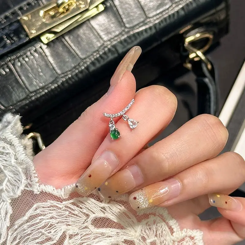 Chique 925 zilveren natuurlijke jade Uniek wimpervormig ontwerp Hangers Oorbellen Fonkelende stenen Opvallende luxe damessieraden