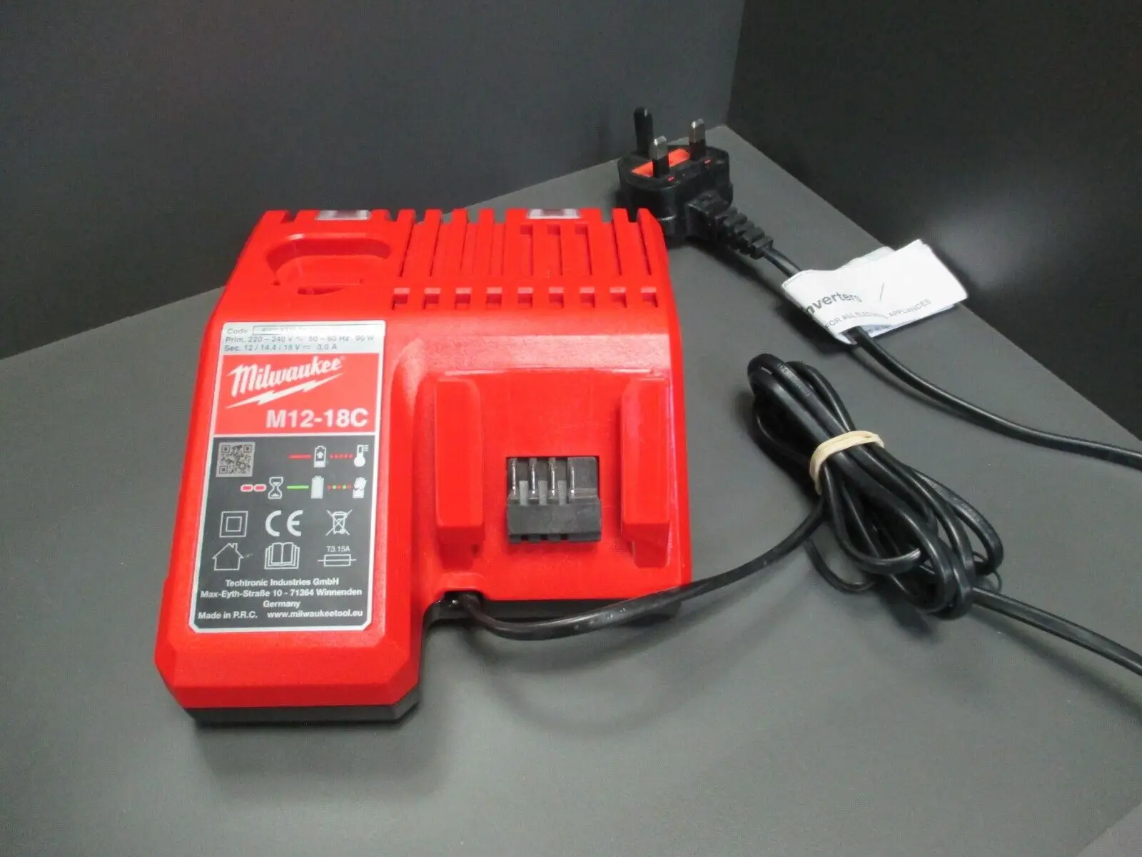 Imagem -06 - Twin Port Battery Charger Genuine 12v-18v 149547 Milwaukee-m1218c