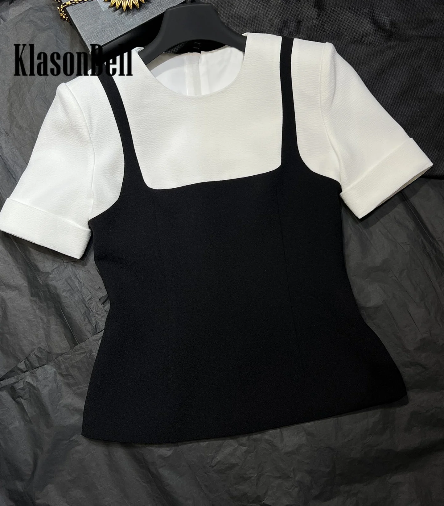 2.28 KlasonBell 2024 Spring New Black White Spliced Short Sleeve Back Zipper Blouse Top Or Knee Length Pants Set Women