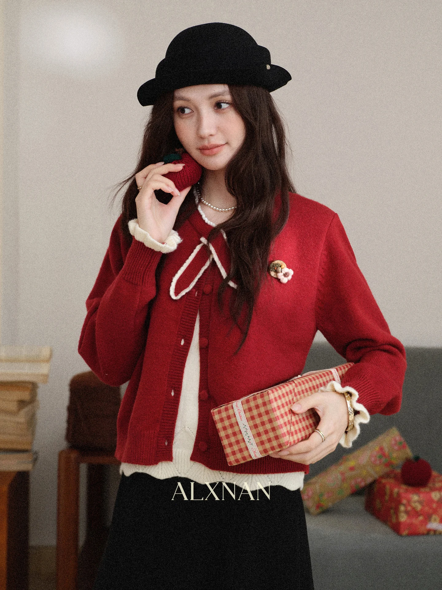 

South Deer Red Carpet Women's Sweater Fake Two-Piece Casual Sle round Ne Long Sve ort Length Straight Fit Faionable