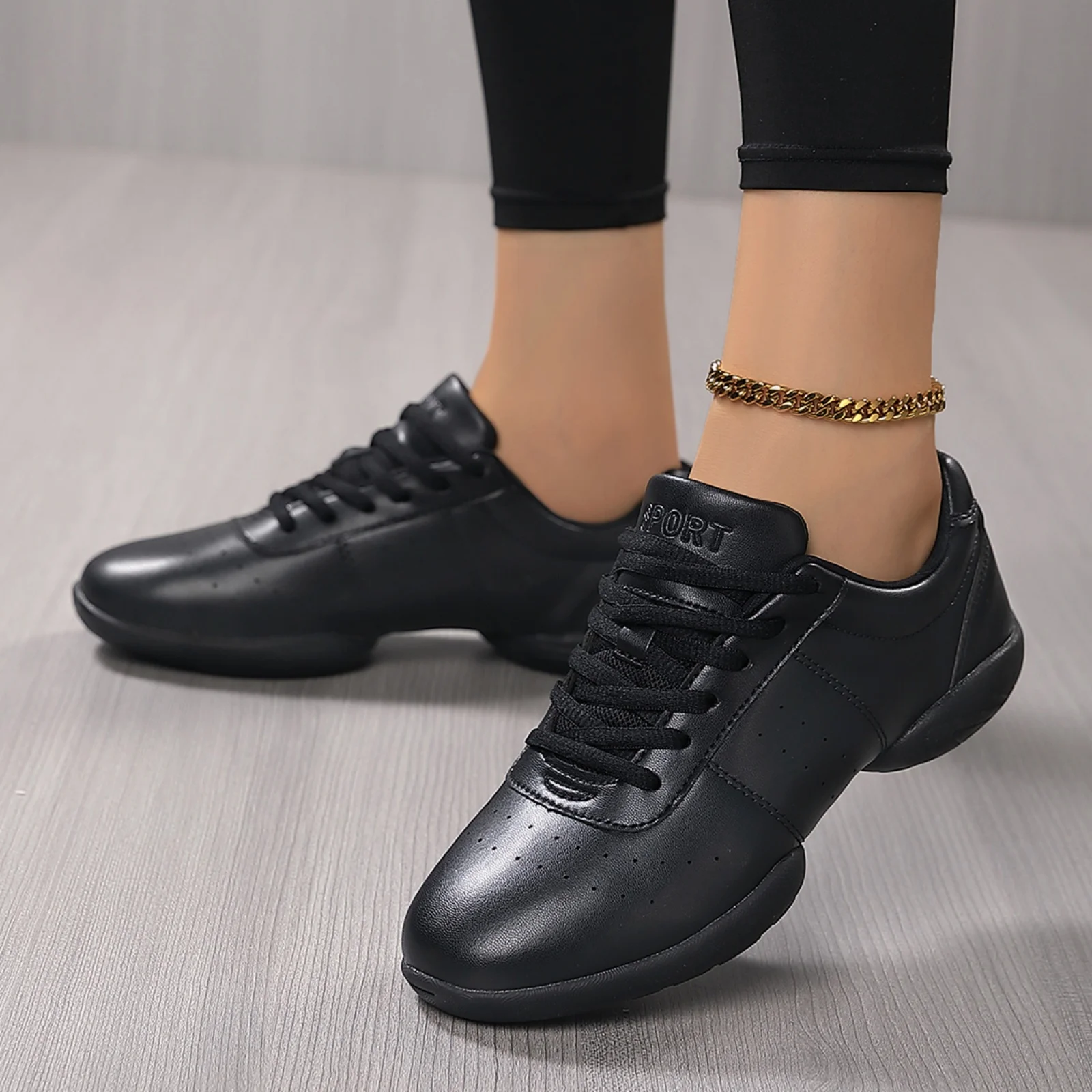 610Women's Leather Sports Shoes Lightweight Cheerleading Aerobics Sneakers Youth Teen Girls Non-slip Fitness Gym_desvips.com
