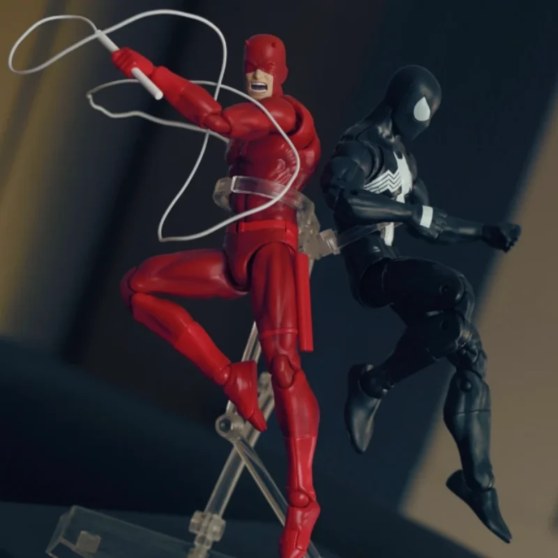 

Original Hot New Ct Toys Daredevil Figure Mafex 223 Comic Version Shf Action Figure Figurine Statue Model Custom Toys Gifts