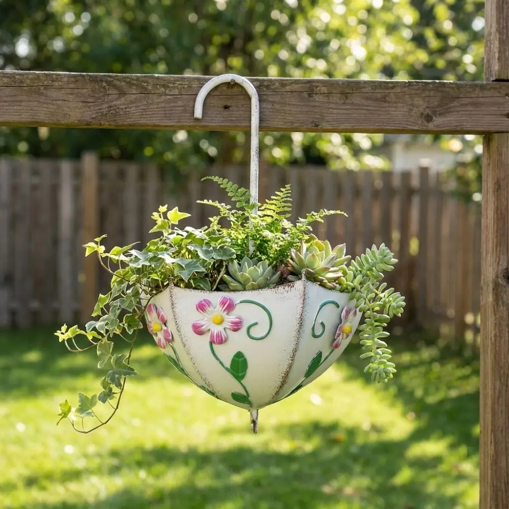 Iron Art Umbrella Shaped Flower Pot Wall Mounted Funny Umbrella Flower Basket Rustic Style Large Capacity Hanging Plant Planter