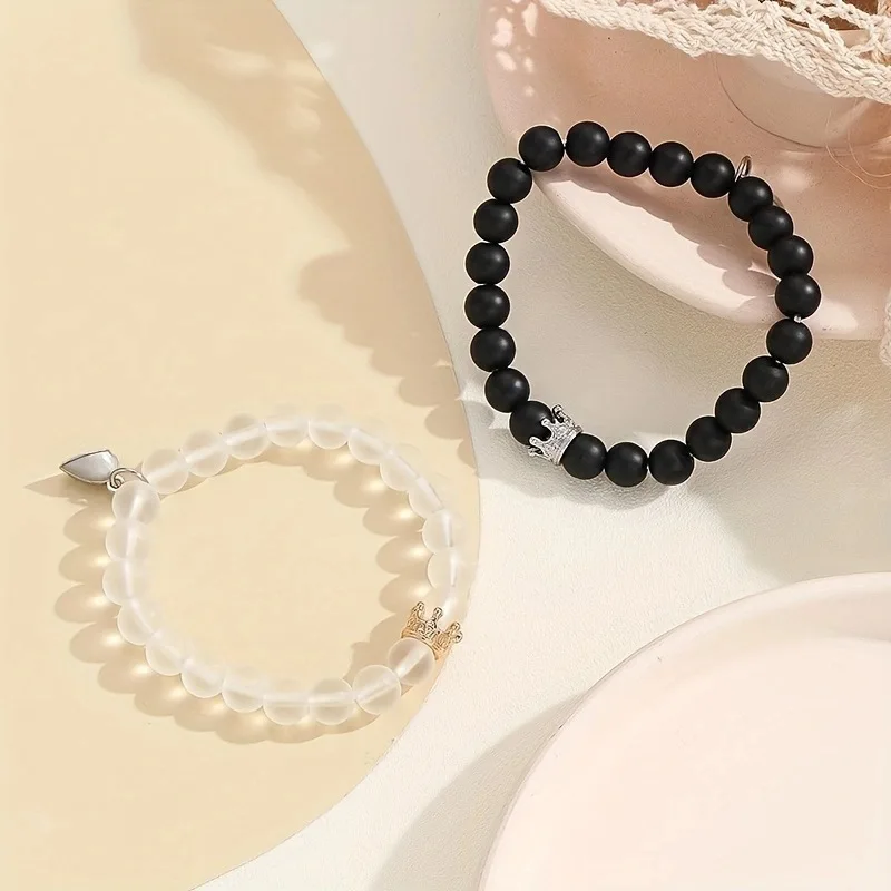 Classic Fashion Heart Shaped Luminous Magnetic Bracelet Crown Glass Black Gallstone Beaded Bracelet Couple Date Travel Bracelet