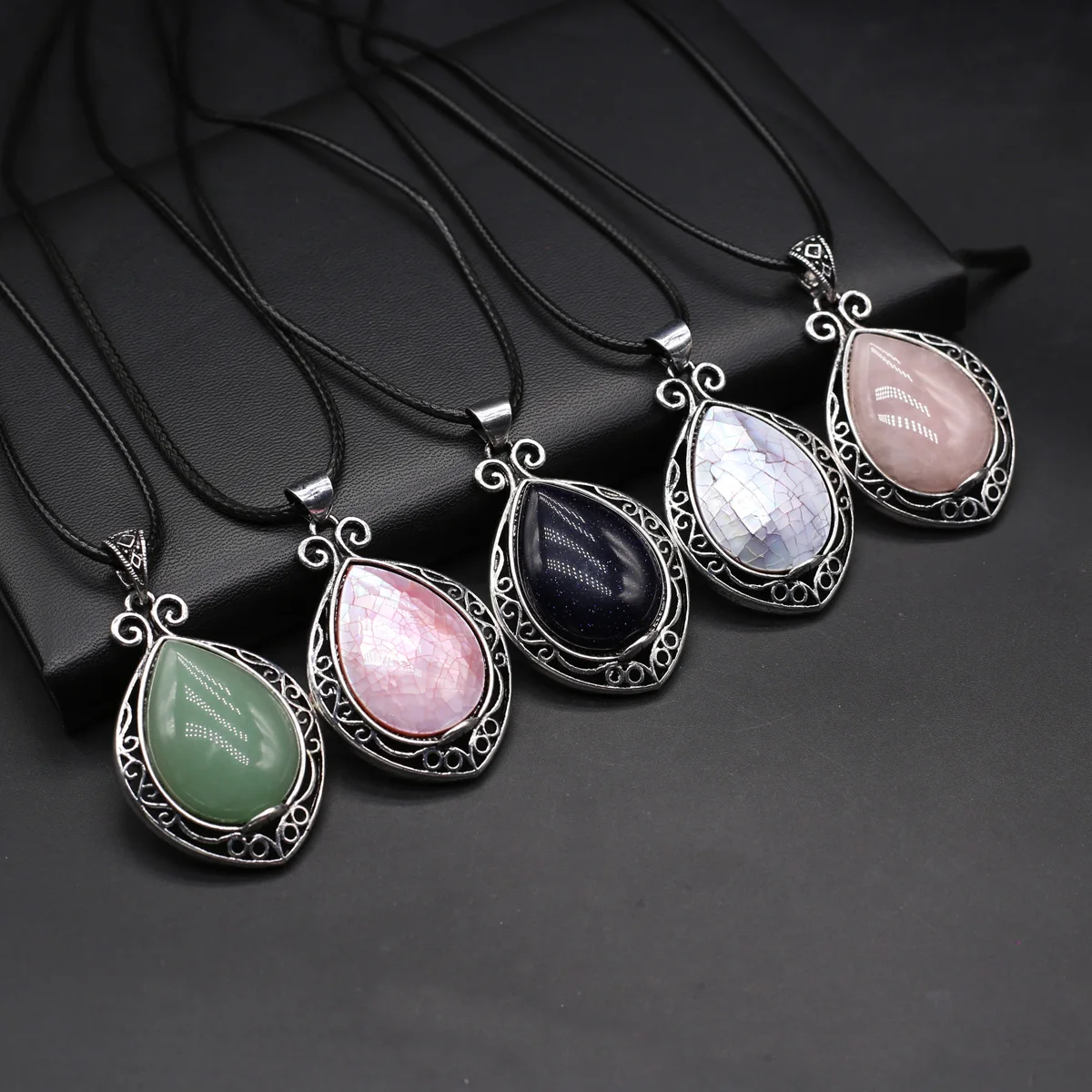 1pcs Natural Stone Pendant Necklace Rose Quartz White Shell Blue Sand Long Rope Chains Crystals Stone Necklace For Women Jewelry