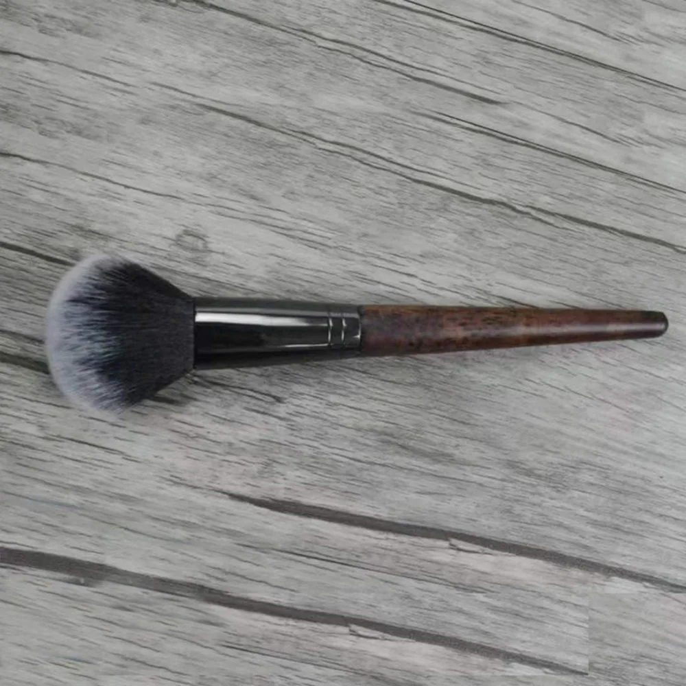 Professional Blending Kabuki Brushes: Thick, Dense, Soft Synthetic Fibers for Makeup Application