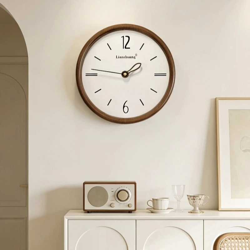 Nordic Solid Wood Simple Sway Wall Clock Living Room Home Decoration Silent Watch Fashion Light Luxury Creative Clock Room Decor
