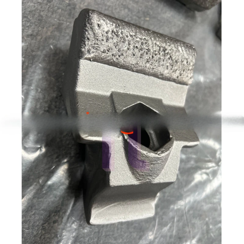 Bear Claw Hammer with Carbide Inserted Carbide Teeth