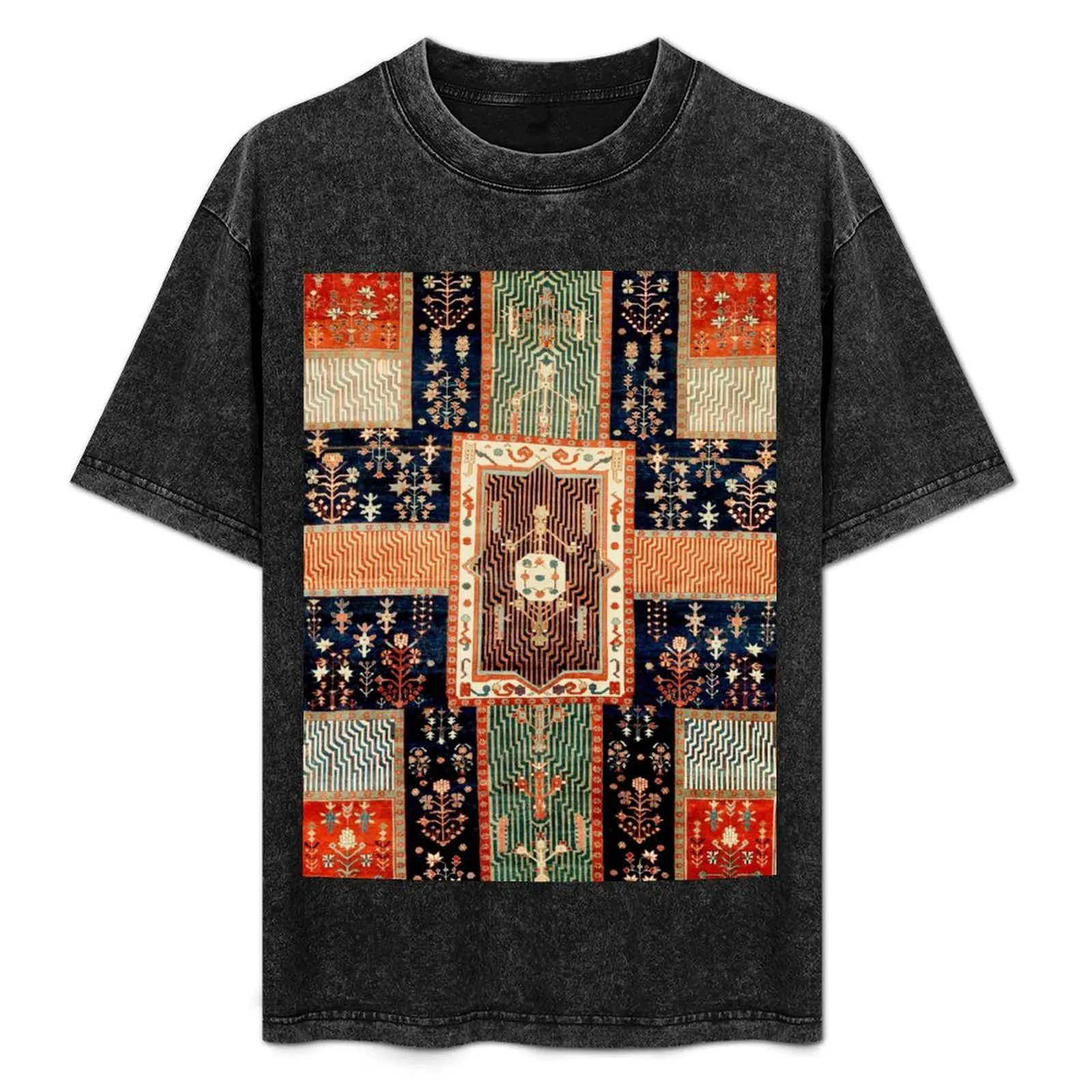 

Kurdish Persian Garden Rug Print T-Shirt Summer Holiday T-Shirt