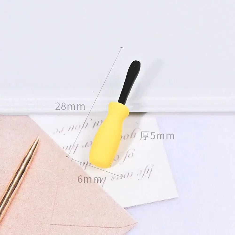 14PCS Gemischte Muster Puppenhaus Reparatur Werkzeug Harz Mulitoklor Szene Modell Zubehör Schraubendreher Hammer Schlüssel