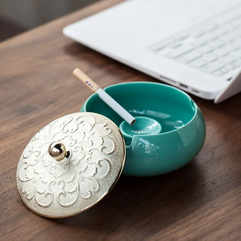 Ceramic Ashtray Electroplating Ornament Crafts Windproof Room Office Cafe Portable