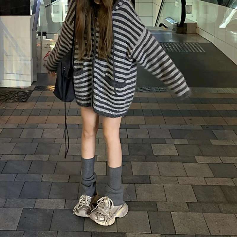 

Lazy Style Soft and Sticky Striped Hooded Knitted Cardigan for Women in Spring and Autumn, Loose and Versatile Sweater Jacket