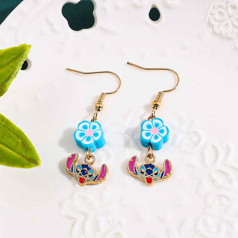 

Stitch Cartoon Floral Enamel Pendant Small Fresh Style Lilo & Stitch Accessories Perfect Toy Gift for Best Friends ﻿