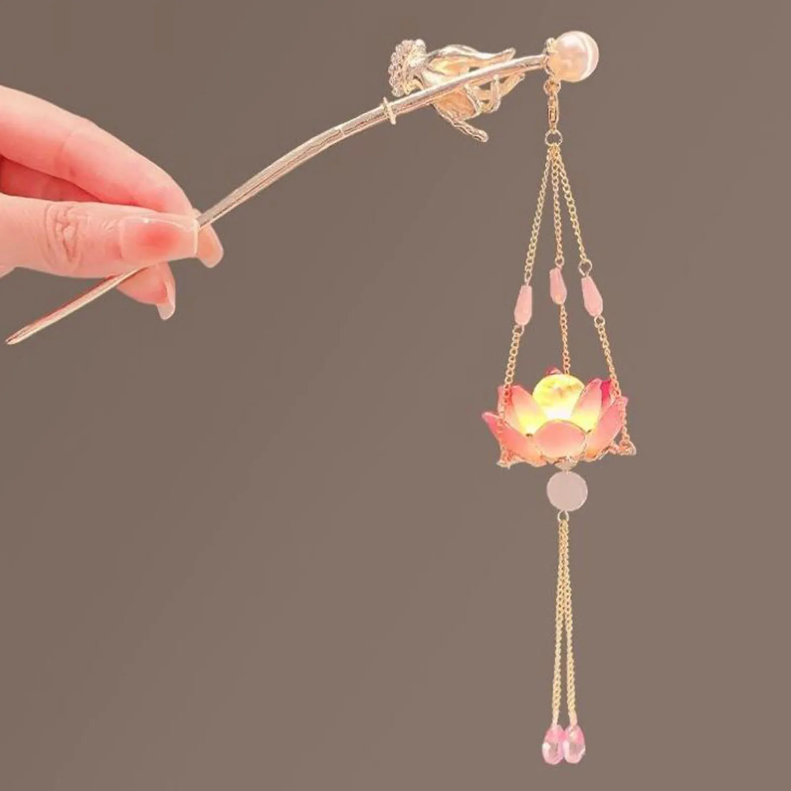 Chinese Style Hair Stick Hairpin Elegant Pearl Hairpin with Luminous Lotus Lantern for Thick Hair Styling Decoration