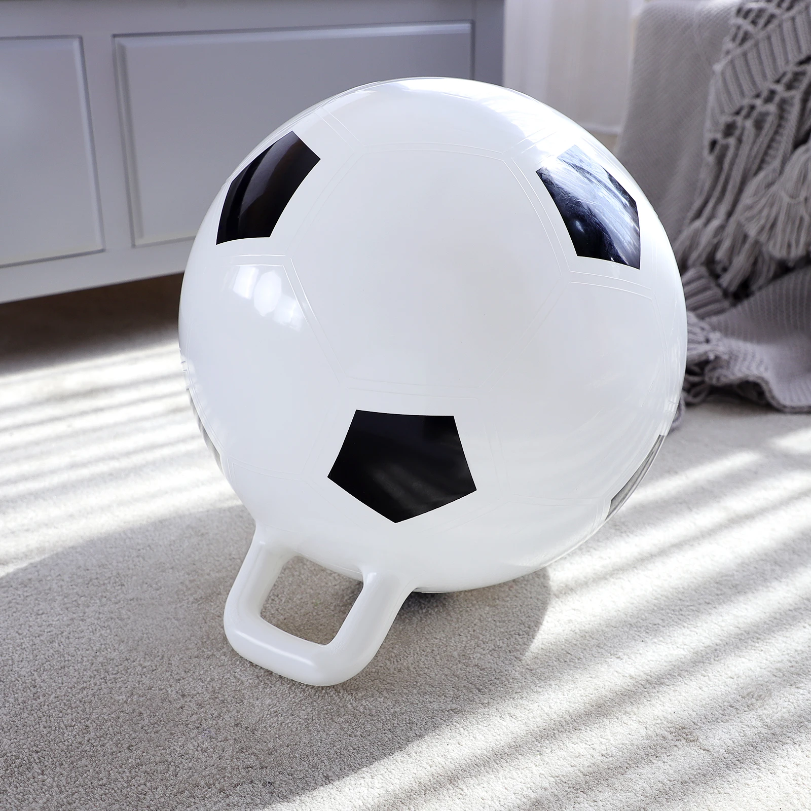 

1pc Inflatable Football Jumping Ball Kids Toy Croissant White Bouncing Soccer PVC Safe Non Toxic Outdoor Indoor Pool