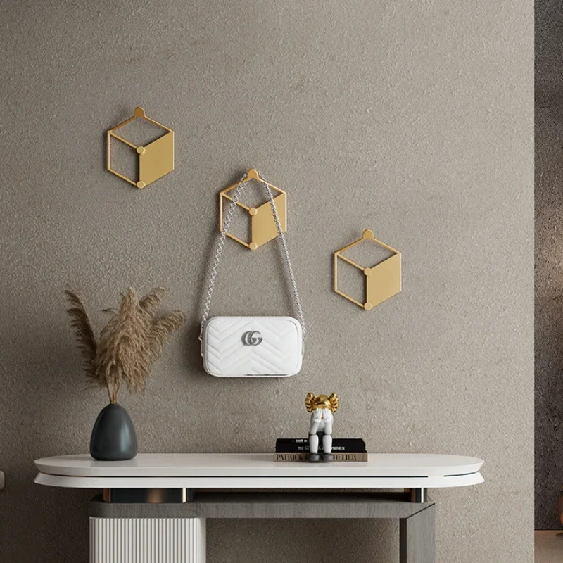 Light Luxury Creative Entry Clothes Hook, No Punching at the Entrance Wall Shelf, Honeycomb Geometric Combination Rack, Iron