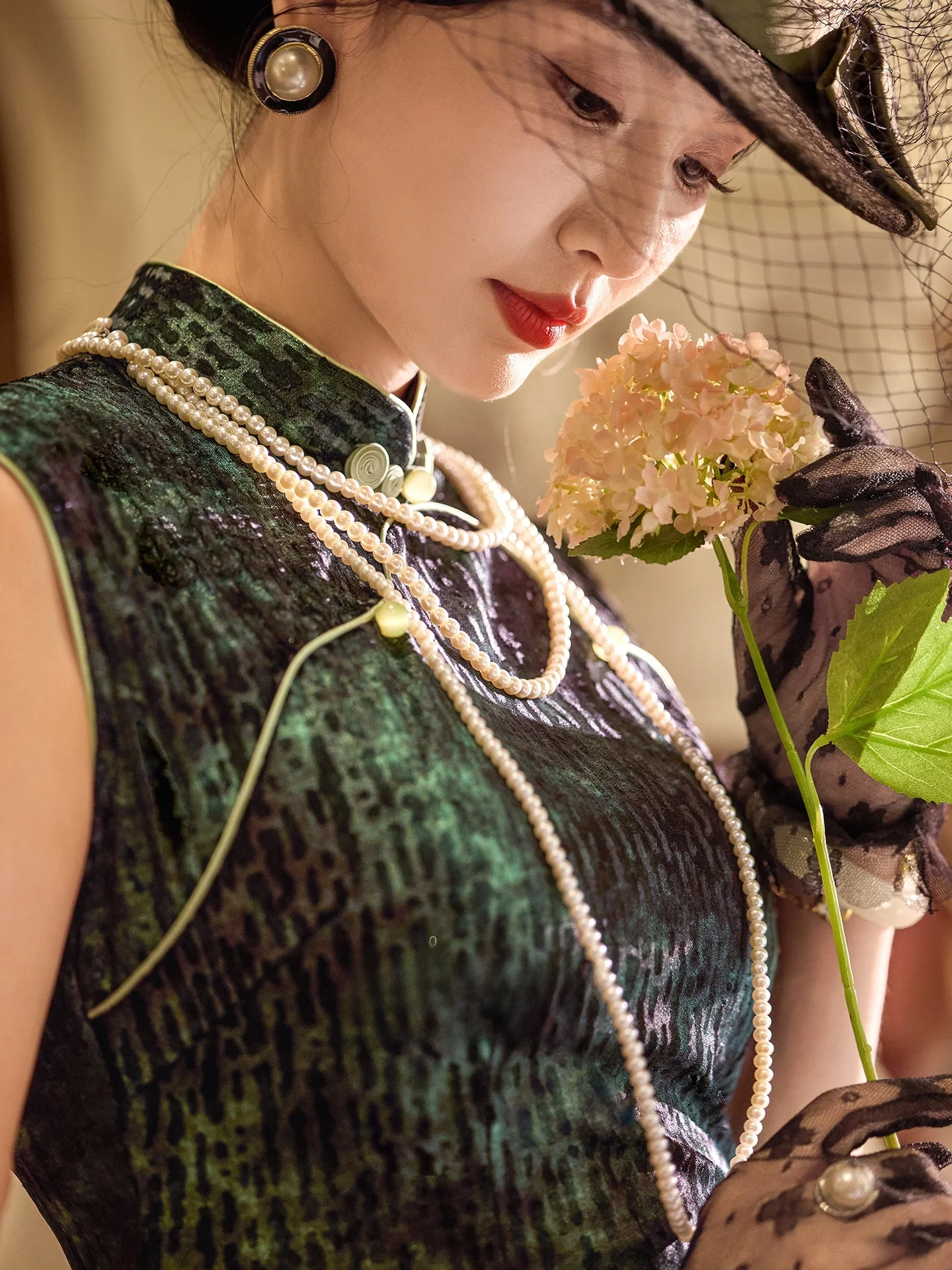 

Ele Vintage Velvet New Chinese Sle Slimming Year Conference Dr Daily Wear Long Qipao Floral Print