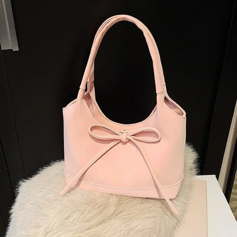 

Fashionable Leather Women's Shoulder Bag High-End Luxury Brand Refined Stitchwork Trendy Vintage Commuter Bag​