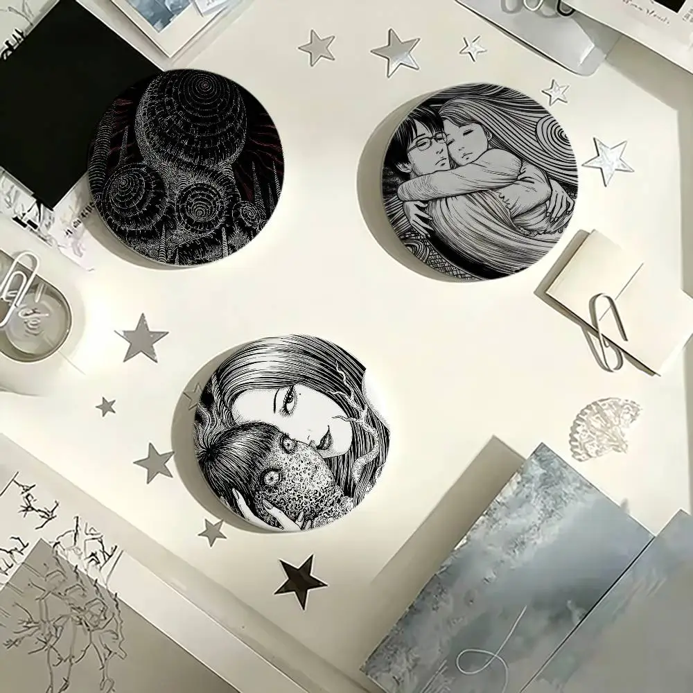 

Junji Ito comics Plating Brooches Cartoon Badge Pins Backpack Hat Accessories Friend Gift