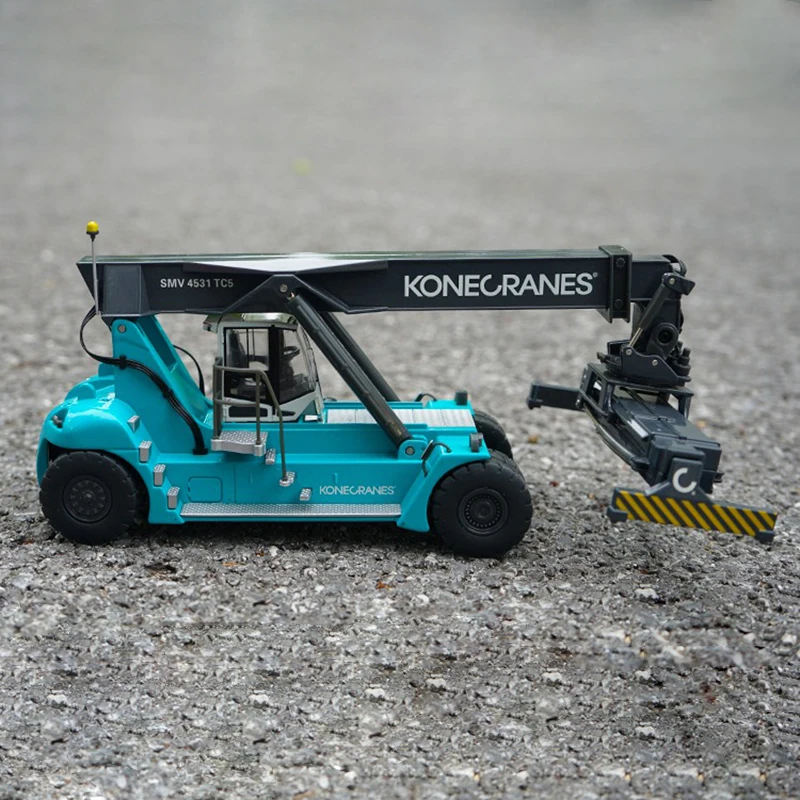 Diecast 1:50 KONECRANES Container Reach Crane Engineering Machinery Truck Alloy Model Toy Collectible