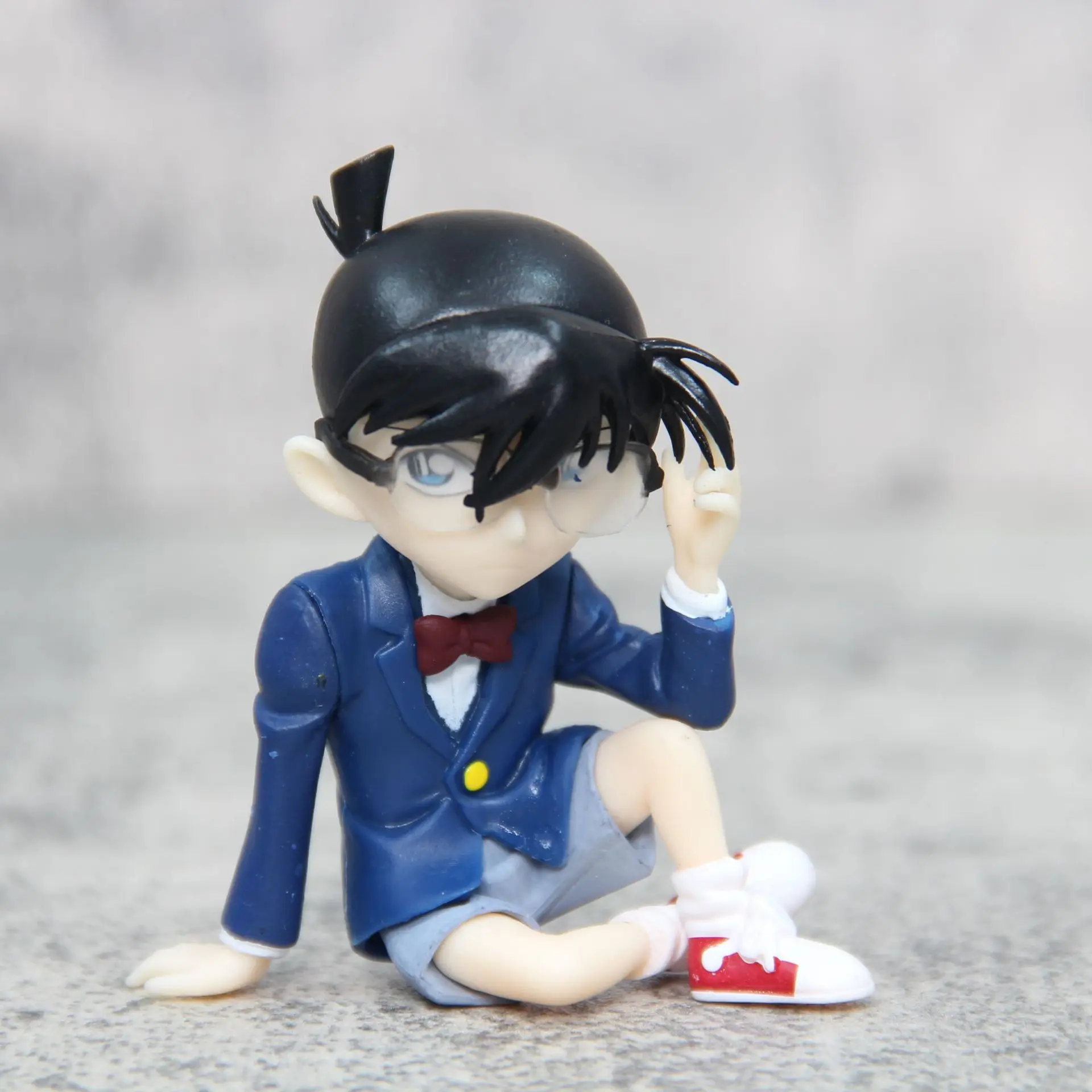 8cm Anime Conan Edogawa Konan Action Figures Sitting Position Pvc Model Doll Collection Desktop Figurine Statue Decoration Toy