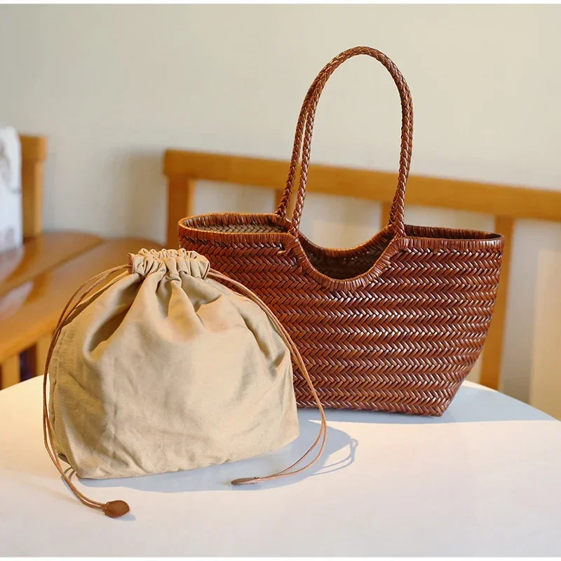 Rattan-Geflecht-Shopper-Korb-Tragetasche für Damen, französische Vintage-Handgewebte Schultertasche, große Strand- und Urlaubshandtasche – Detail 2