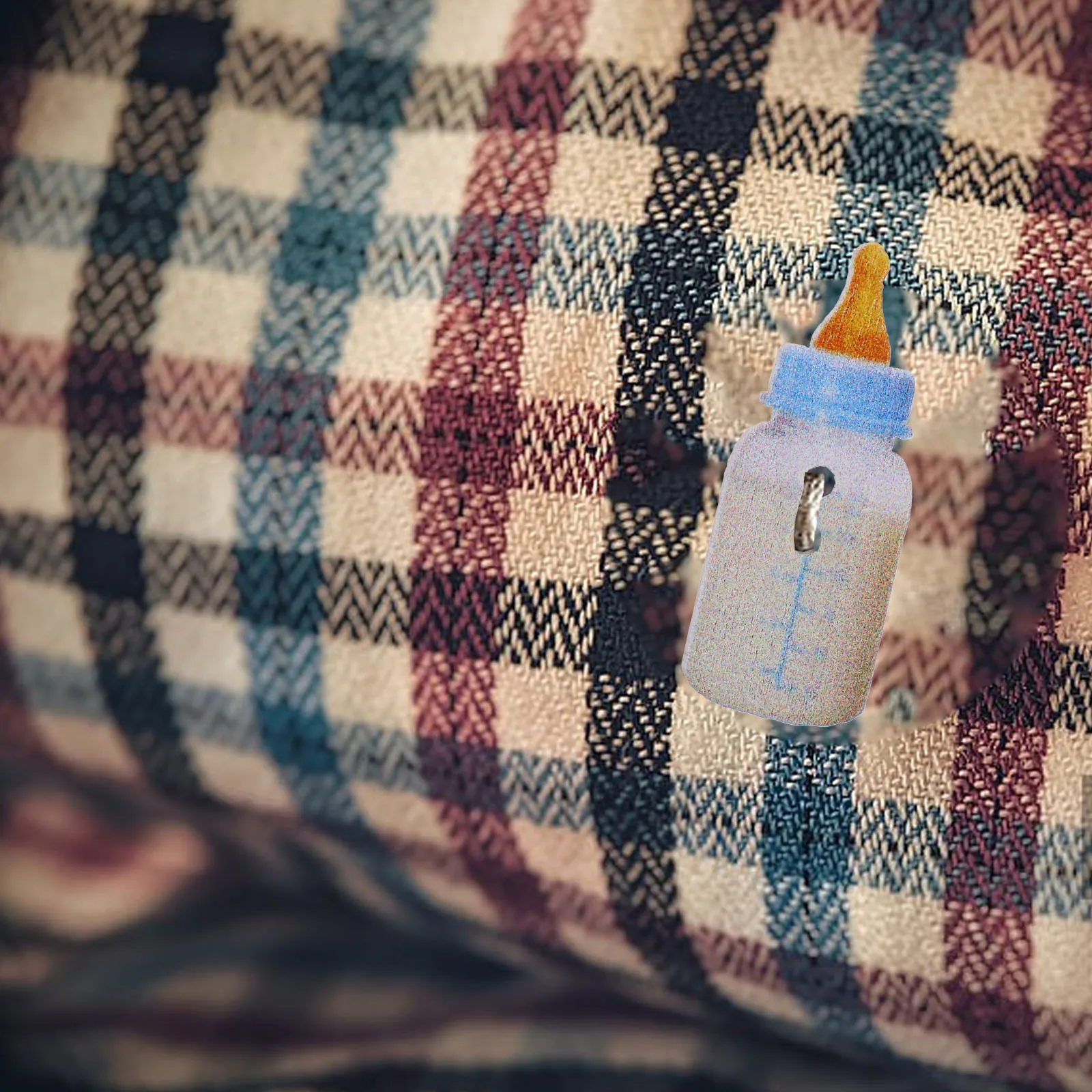 

50Pcs Feeding Bottles Shaped Buttons Wooden DIY Sewing Crafts Exquisite Decorative Double Holes Painting Wooden Buttons